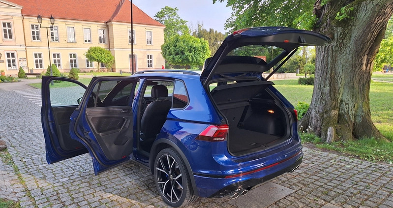 Volkswagen Tiguan cena 199000 przebieg: 35000, rok produkcji 2021 z Trzebiatów małe 407